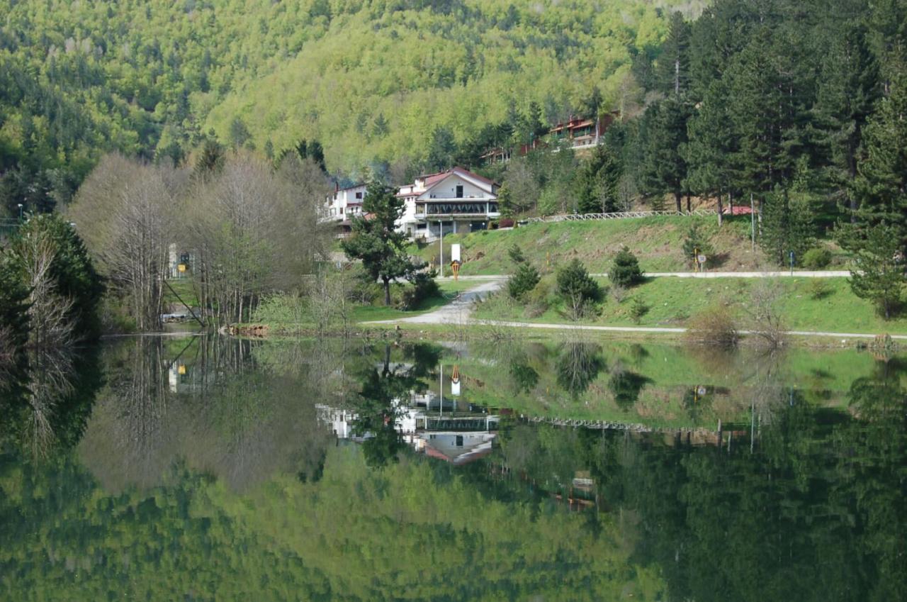 Hotel Lo Sciatore Cotronei Buitenkant foto