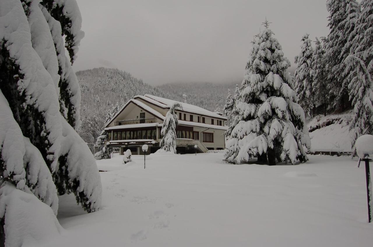 Hotel Lo Sciatore Cotronei Buitenkant foto
