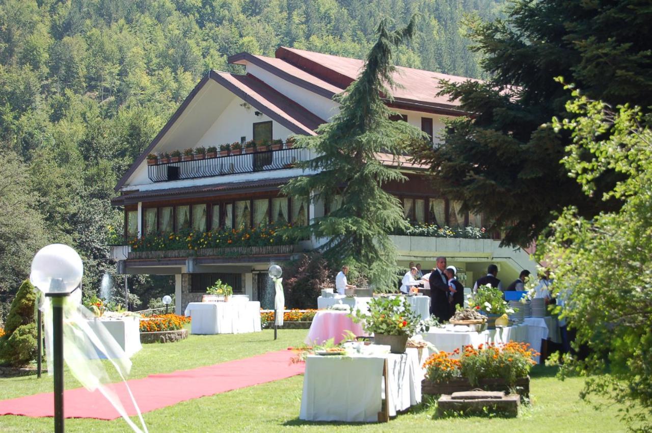Hotel Lo Sciatore Cotronei Buitenkant foto